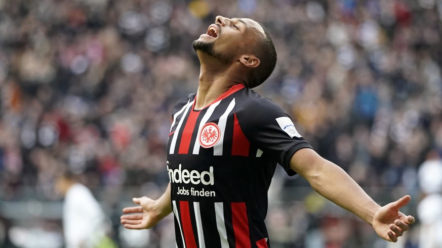 epa07966918 Frankfurt&#039;s Djibril Sow celebrate after scoring the 2-0 lead during the German Bundesliga soccer match between Eintracht Frankfurt and FC Bayern Munich in Frankfurt, Germany, 02 Novem ...