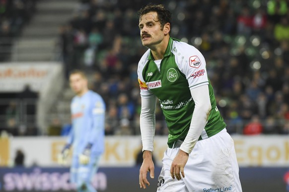 St. Gallens Tranquillo Barnetta schaut enttaeuscht, beim Fussball Super-League Spiel zwischen dem FC St. Gallen und den BSC Young Boys, am Sonntag, 11. November 2018, im Kybunpark in St. Gallen. (KEYS ...