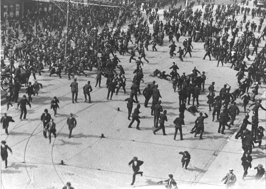 Baton charge of the Dublin Metropolitan Police during the Dublin Lockout (1913)