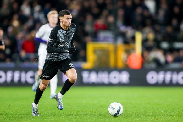 RSC Anderlecht v KRC Genk - Jupiler Pro League ANDERLECHT, BELGIUM - DECEMBER 23 : El Khannouss Bilal midfielder of KRC Genk during the Jupiler Pro League match between RSC Anderlecht and KRC Genk on  ...