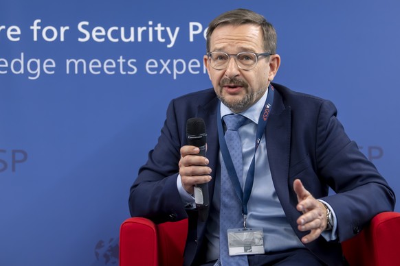 Ambassador Thomas Greminger, listen to a speech on the topic about the Strategic stability and the state of arms control, during the public discussion at the Geneva Centre for Security Policy (GCSP) i ...