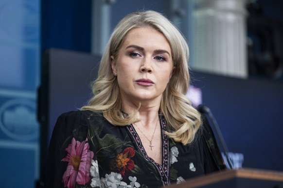 epa12503240 White House Press Secretary Karoline Leavitt speaks to reporters in the White House briefing room in Washington, DC, USA, 04 November 2025. Leavitt answered questions on the elections, SNA ...