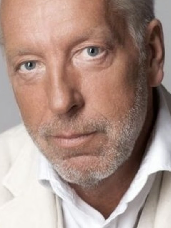 Professor Hanns-Christian Gunga ist Autor mehrerer Ratgeber und Fachbücher zum Thema Hitze. Unter anderem vom Leitfaden «Tödliche Hitze: Was extreme Temperaturen im Körper bewirken und wie wir uns sch ...