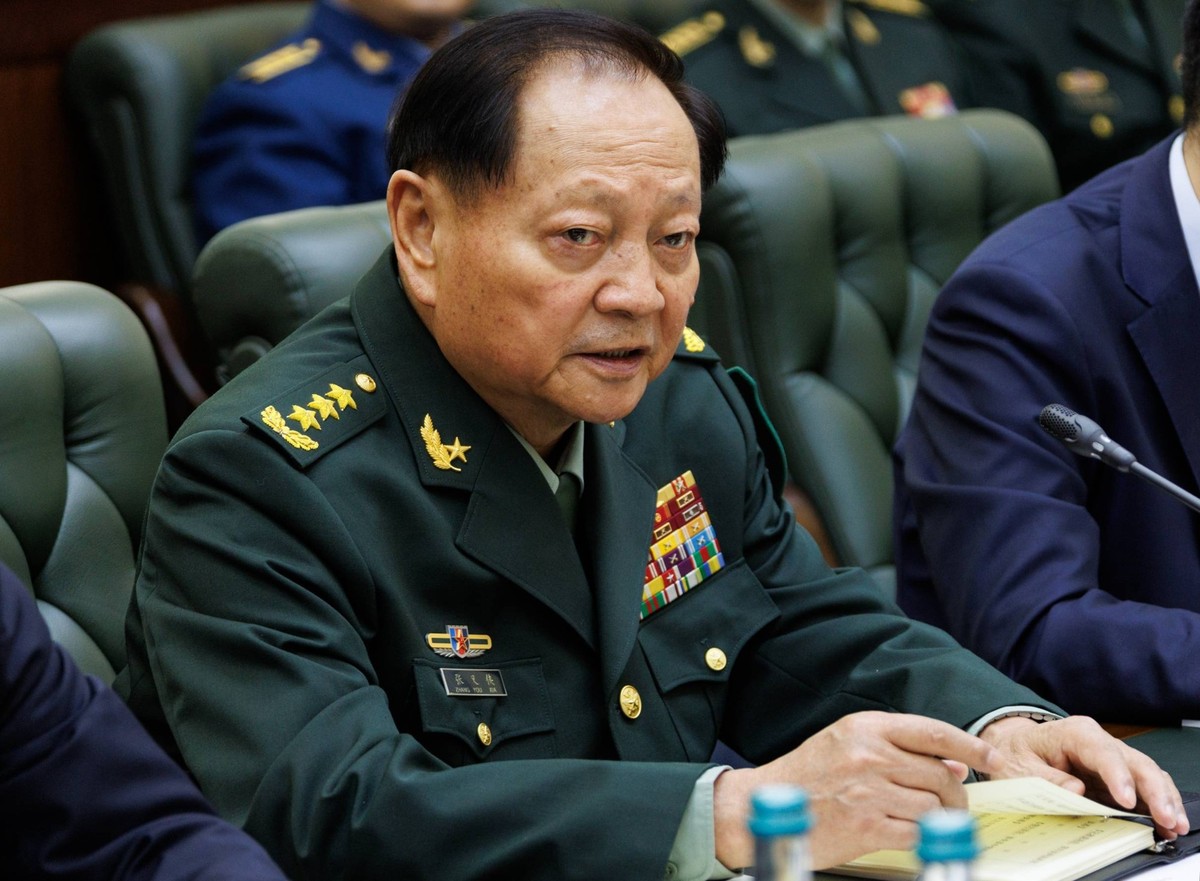Russia China Defence 9051055 20.11.2025 In this handout photo released by the Russian Defence Ministry, Chinese Central Military Commission Vice Chairman Zhang Youxia attends a meeting with Russian De ...