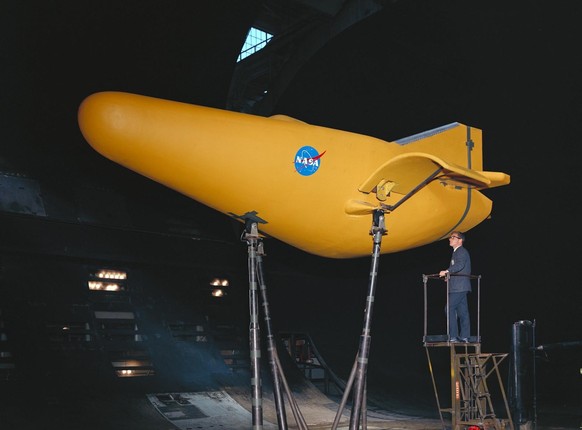 ARC-1963-A-31467
NASA ID: ARC-1963-A-31467
M-2 Lifting body 40x80ft Full Scale Wind Tunnel
Date Created:1963-10-07
Center:ARC
Keywords: 40x80ft , M-2 , Lifting body
Photographer:Dino Ponseggi

Es hand ...