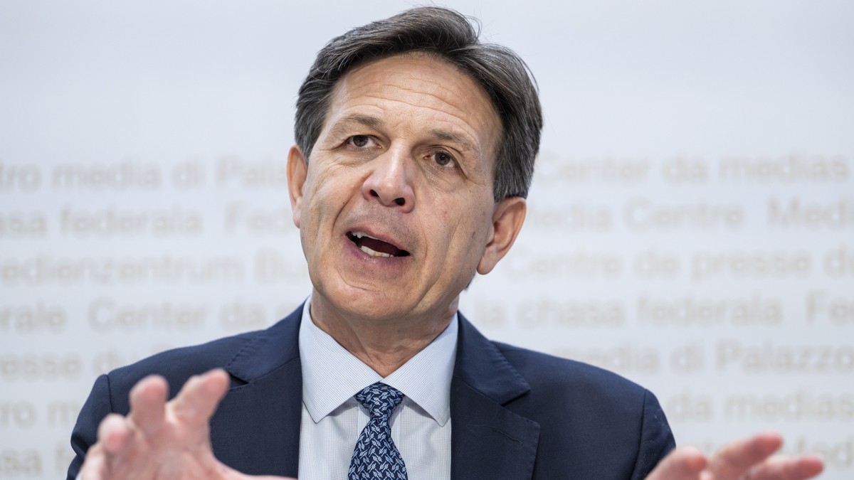 Erst-sucht-die-Headhunterin-den-neuen-Geheimdienst-Chef-nun-ist-sie-seine-Vize-Direktorin