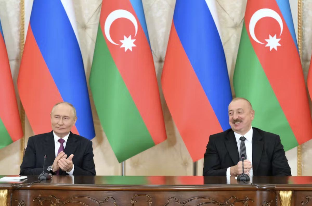 Le président russe, Vladimir Poutine, et le président azerbaïdjanais, Ilham Aliyev, lors de la visite d’État de deux jours de Vladimir Poutine en Azerbaïdjan en août 2024.