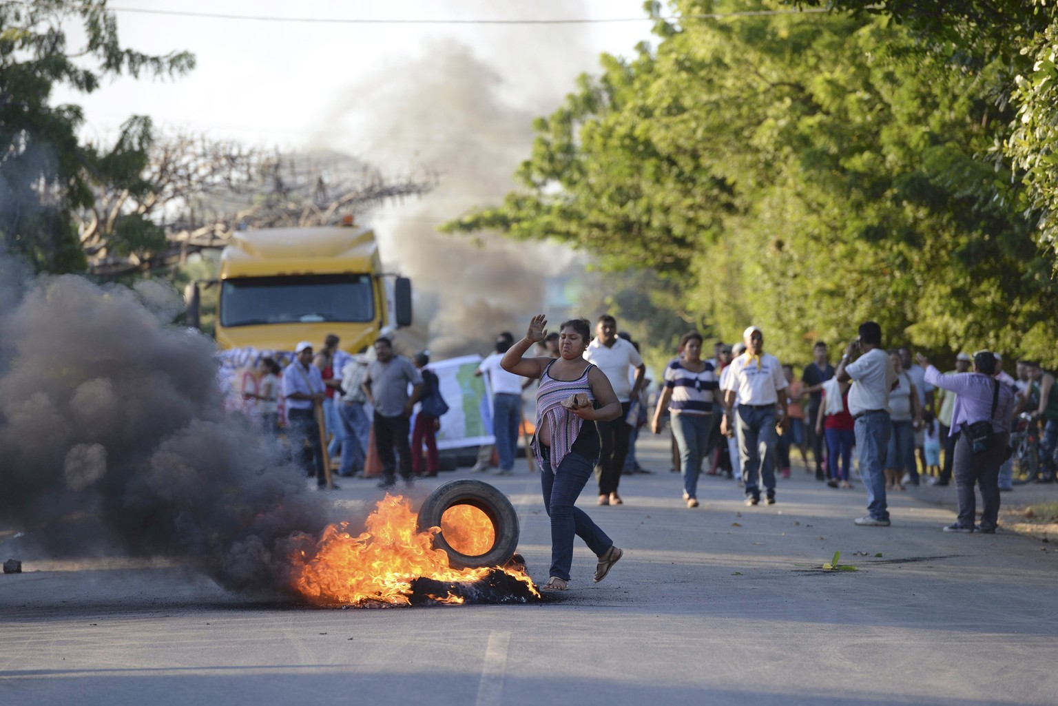 Mit Strassenblockaden machen die Menschen auf ihre Anliegen aufmerksam.&nbsp;