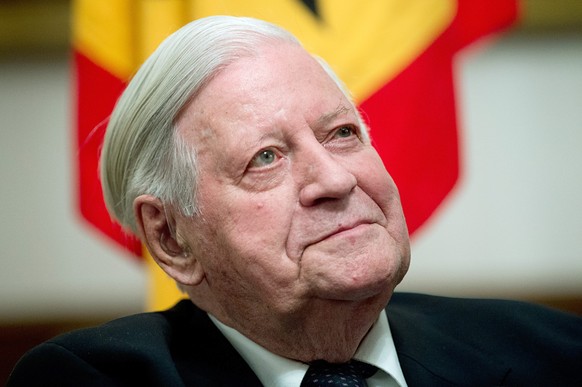 Helmut Schmidt.