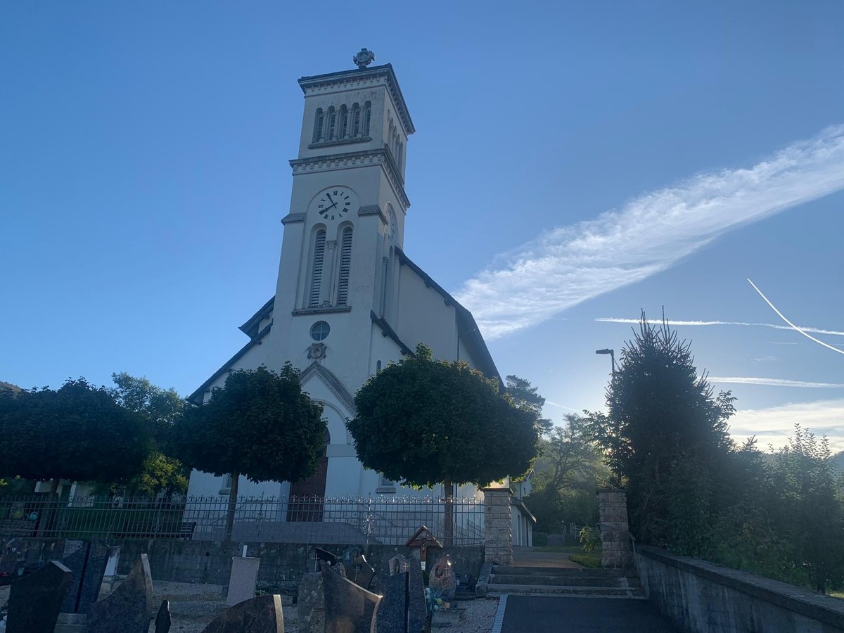 Le tireur présumé de la tuerie d'Aarau vivait dans le village jurassien de Montsevelier. watson y était en reportage le 3 septembre 2026.