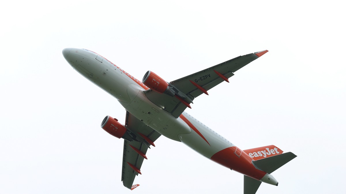 Easyjet-Maschine lässt wegen Spritmangel alle Koffer in Italien zurück