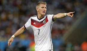 Schweinsteiger tritt die Nachfolge von Lahm an und ist neu Captain der deutschen Nationalmannschaft.&nbsp;