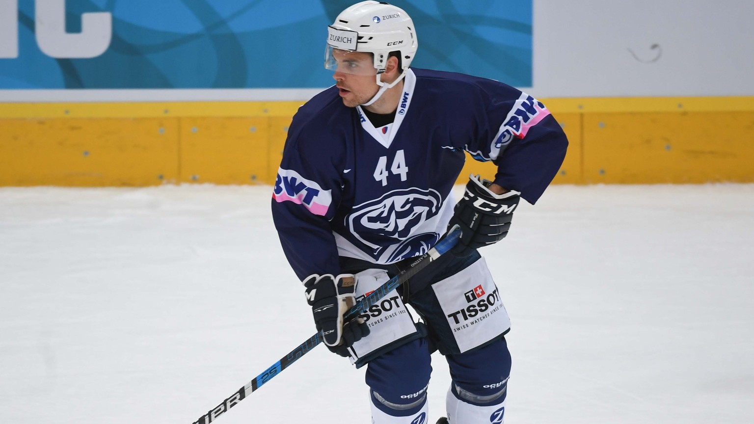 Ambri&#039;s player Nick Plastino during the Swiss Ice Hockey Cup 2018/19 between the HC Ambri Piotta and the HC Lausanne at the ice stadium Valascia in Ambri Switzerland, Sunday, October 21, 2018 (KE ...