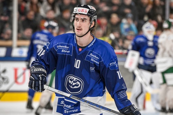 Alex Formenton est de retour