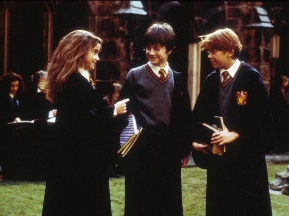Harry Potter and the Sorcerer&#039;s Stone
Harry Potter und der Stein der Weisen mit Emma Watson, Daniel Radcliffe und Rupert Grint