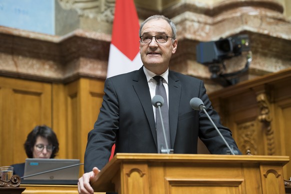 Bundesrat Guy Parmelin spricht an der Fruehlingssession der Eidgenoessischen Raete, am Montag, 6. Maerz 2017 im Nationalrat in Bern. (KEYSTONE/Anthony Anex)