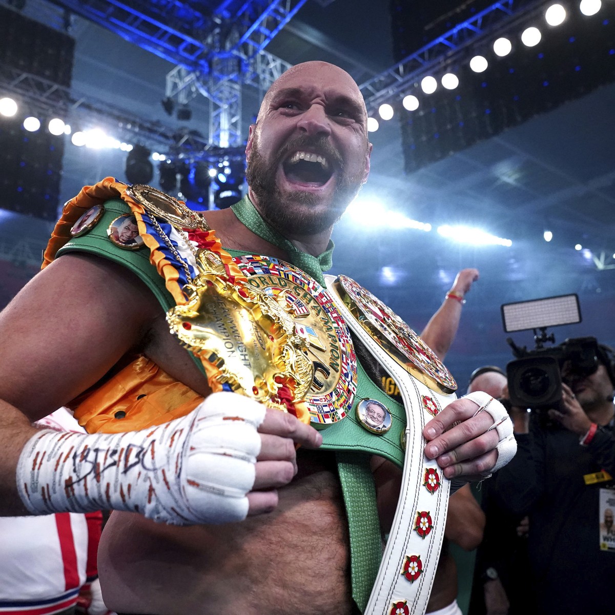 Tyson Fury verteidigt Schwergewichts-Titel und bestätigt den Rücktritt