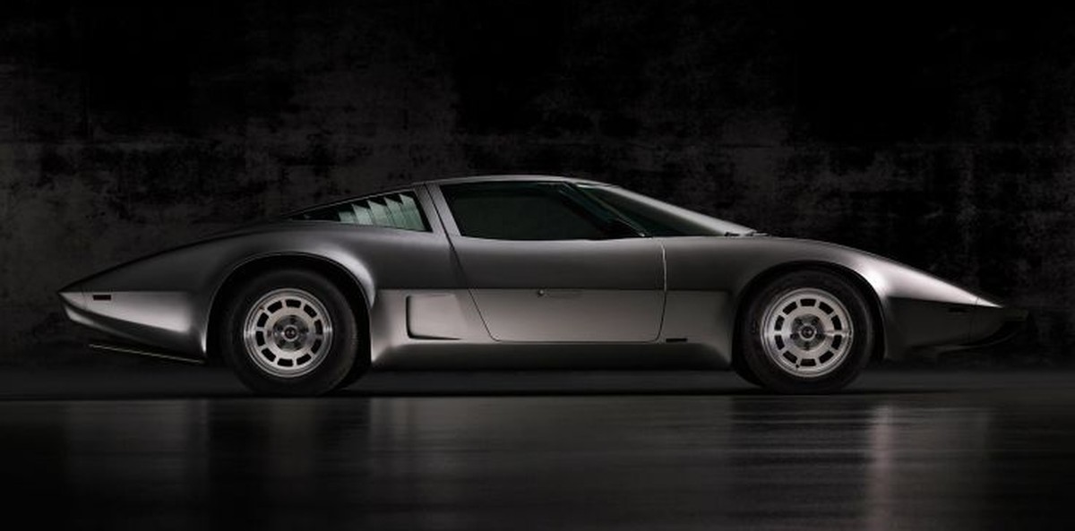 1976 aerovette http://www.wallpaperup.com/uploads/wallpapers/2013/06/25/108764/big_thumb_23e754ce7848b80794bcd33f00de749a.jpg