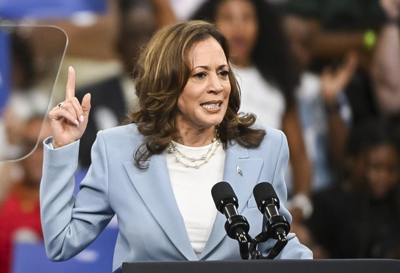 epaselect epa11510609 US Vice President Kamala Harris speaks during a campaign rally at Georgia State Convocation Center in Atlanta, Georgia, USA, 30 July 2024. Vice President Harris is widely expecte ...