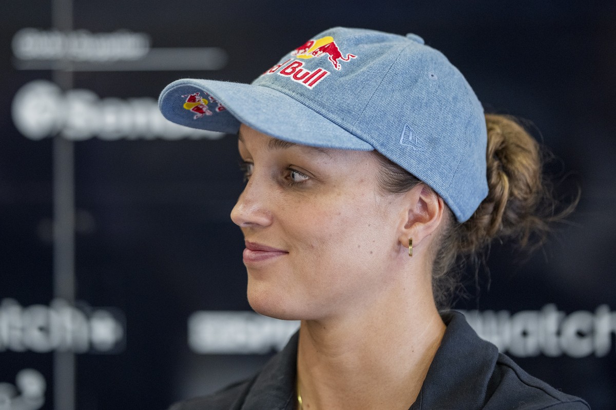 Anouk Verge-Depre an einer Medienkonferenz vor dem Beach Pro Gstaad, am Dienstag, 1. Juli 2025, in Gstaad. (KEYSTONE/Til Buergy)