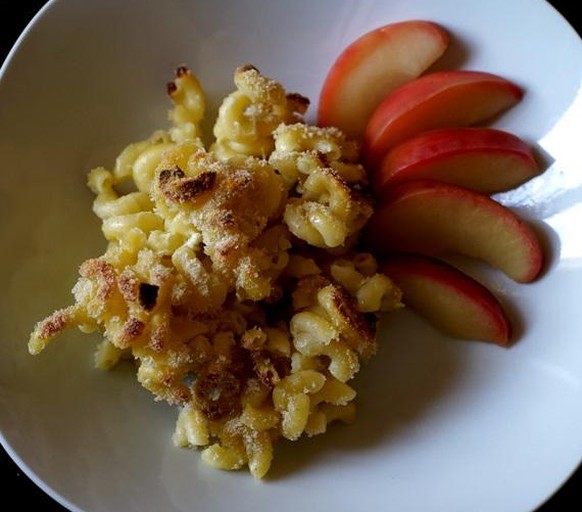 glarner zigerhöräli hörnli schabziger essen food kochen schweiz https://www.helvetickitchen.com/recipes/2015/9/20/zigerhorali