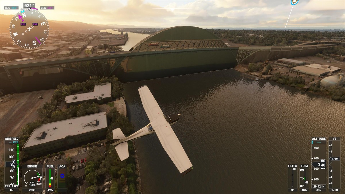 Die furchterregendste Brücke im «Flight Simulator» sei diese in Portland, die nur aus einer massiven Wand mit seitlich angeklebten Lastwagen bestehe, meint ein User.