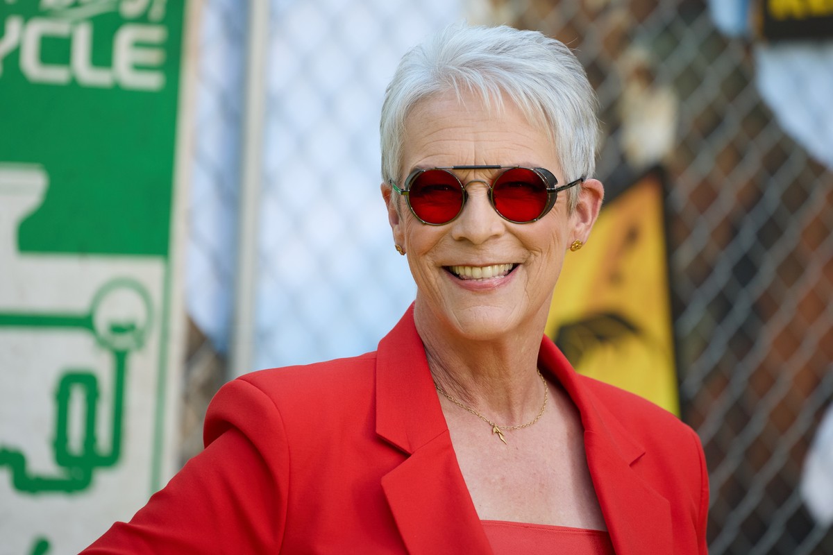 epa11532237 Jamie Lee Curtis attends the 'Borderlands' special fan event at the TCL Chinese Theatre in Los Angeles, California, USA, 06 August 2024. EPA/ALLISON DINNER