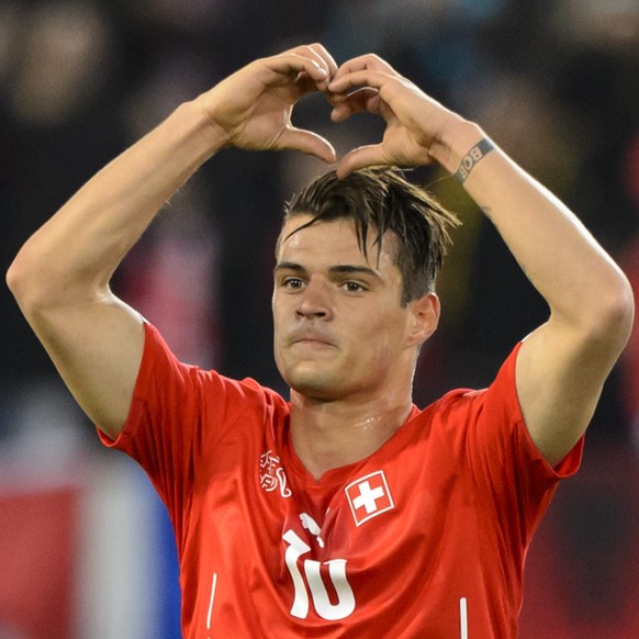 Xhaka feiert einen Treffer in der EM-Quali gegen Estland.