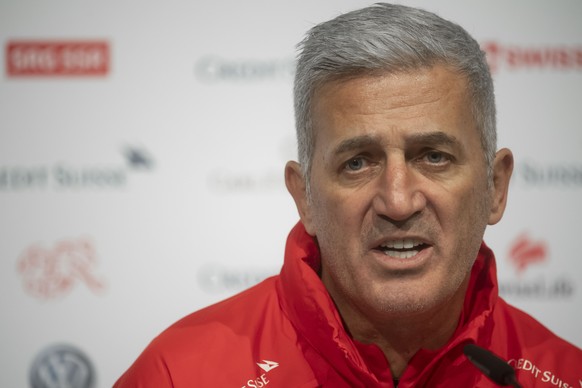 Switzerland&#039;s head coach Vladimir Petkovic during a media conference in preparation for the match against Qatar, on Tuesday, 13 November, 2018, near the Cornaredo stadium in Lugano. (KEYSTONE/Ti- ...