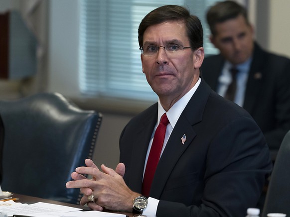 ARCHIV - US-Pr�sident Trump hat Verteidigungsminister Mark Esper entlassen. Foto: Alex Brandon/AP/dpa