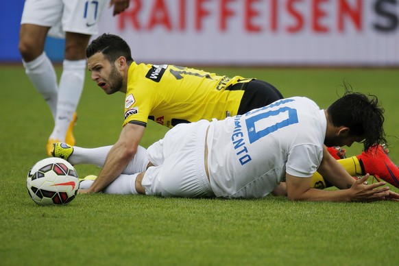 03.05 2015; Zuerich; Fussball Super League - FC Zuerich - Young Boys; Renato Steffen (YB) gegen Davide Chiumiento (Zuerich) (Andreas Meier/freshfocus)