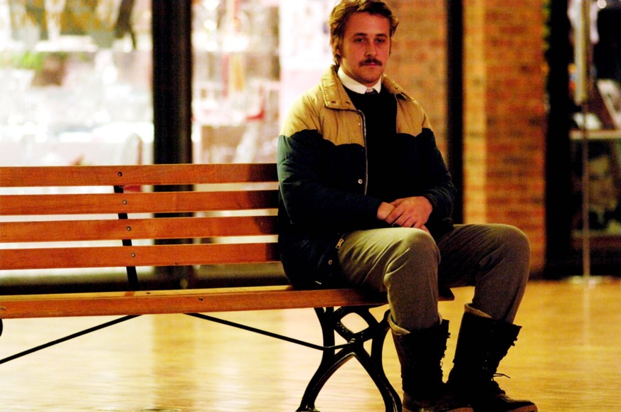 LARS AND THE REAL GIRL, Ryan Gosling, 2007. MGM/courtesy Everett Collection MGM/Courtesy Everett Collection ACHTUNG AUFNAHMEDATUM GESCH�TZT PUBLICATIONxINxGERxSUIxAUTxONLY Copyright: xMGM/CourtesyxEve ...