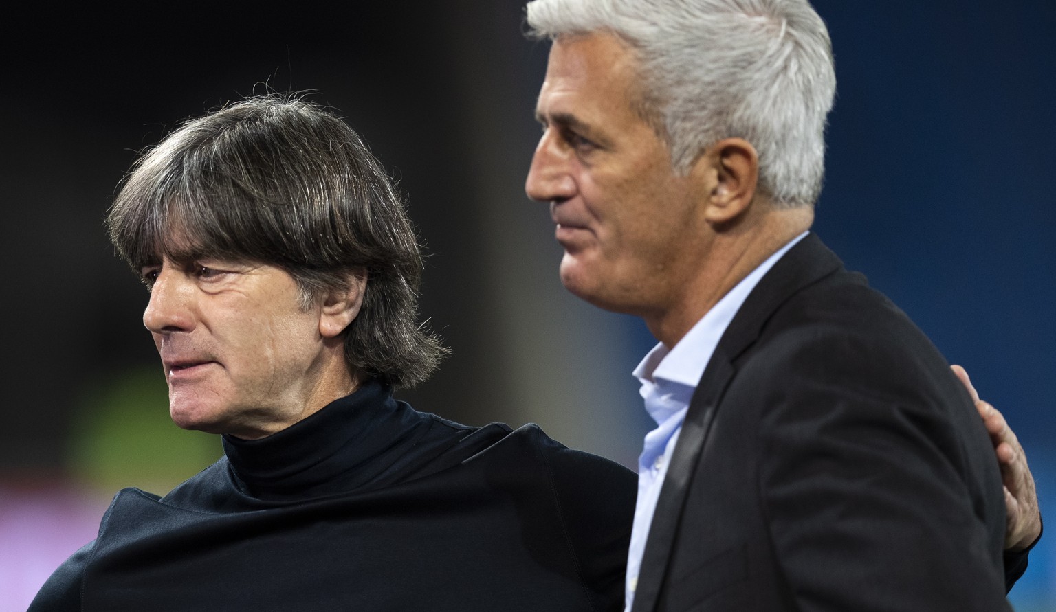 epa08651687 Switzerland&#039;s head coach Vladimir Petkovic, right, and Germany&#039;s head coach Joachim Jogi Loew after the UEFA Nations League group 4 soccer match between Switzerland and Germany a ...