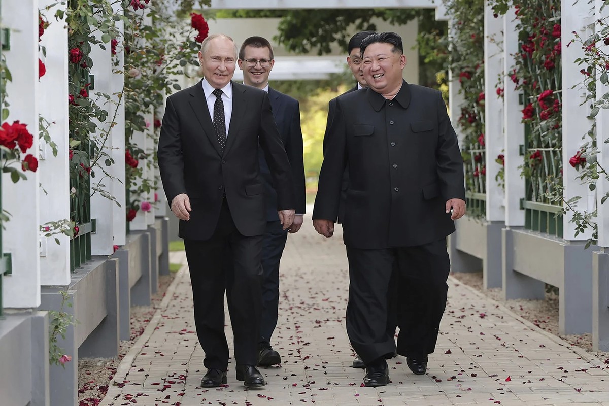 Rencontre détendue à Pyongyang: le maître du Kremlin Vladimir Poutine était l'invité de Kim Jong Un il y a un peu plus d'un an.