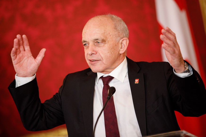 epa07275061 Swiss Federal President Ueli Maurer speaks during a press conference after a meeing with Austrian Federal President Alexander Van der Bellen (not pictured) at the presidential office of th ...