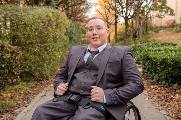 Nouh Latoui schaffte es trotz Querschnittlähmung in die Schweizer Armee.