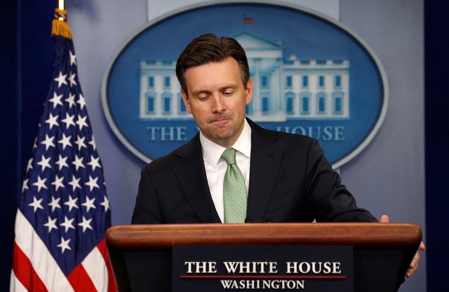 White House spokesman Josh Earnest speaks to reporters about the presidential election victory of Republican Donald Trump from the White House in Washington November 9, 2016. REUTERS/Kevin Lamarque