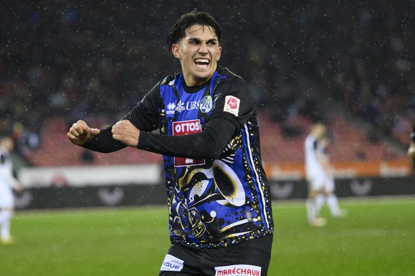 Lucas Ferreira (FCL) jubelt nach dem 0:4 im Fussball Meisterschaftsspiel der Swiss Super League zwischen dem FC Zuerich und dem FC Luzern, vom Samstag, 14. Ferbruar 2026 im Stadion Letzigrund in Zueri ...