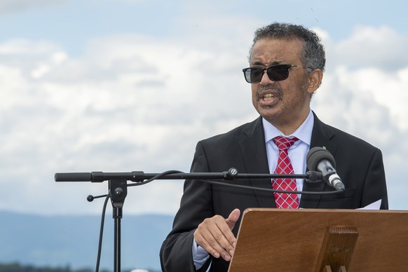 epa08479591 Tedros Adhanom Ghebreyesus, Director-General of the World Health Organization (WHO) speaks during the relaunch ceremony of the &#039;Le Jet d&#039;Eau&#039; water fountain, after being sto ...