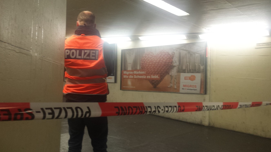 Kantonspolizei Solothurn nach den Schüssen in der Unterführung vom 25.10.2016. foto: fabio vonarburg / solothurner zeitung
