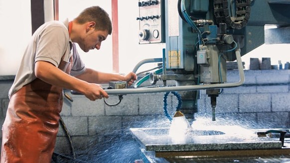 Steinwerker EFZ, photo: berufskunde.com