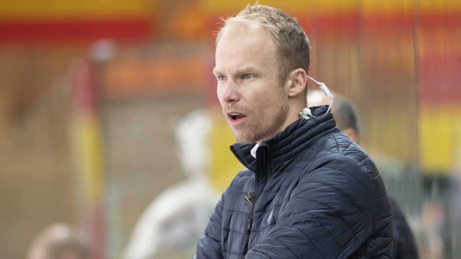 Davos Ass. Coach Johan Lundskog, waehrend dem Meisterschaftsspiel der National League zwischen den SCL Tigers und dem HC Davos am Dienstag, 26. Januar 2021, im Ilfisstadion in Langnau. (KEYSTONE /Marc ...