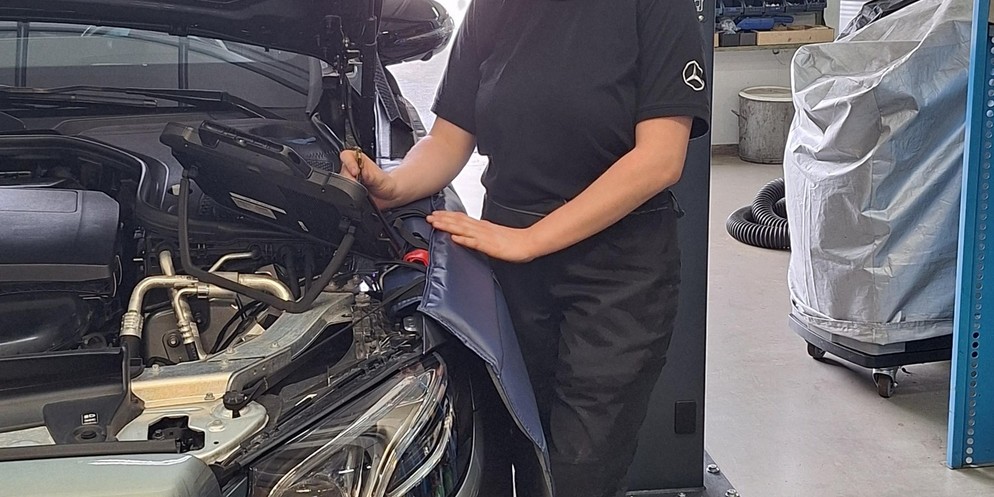 Vanessa Schüpbach tritt als Automobil-Mechatronikerin bei den SwissSkills 2023 an.