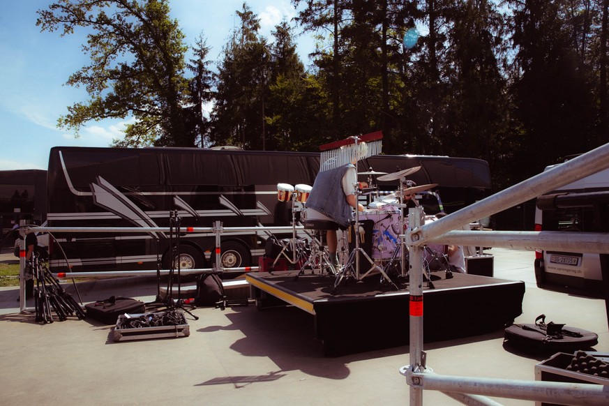 Backstage am Zürich Openair mit Benjamin Amaru und seiner Band.