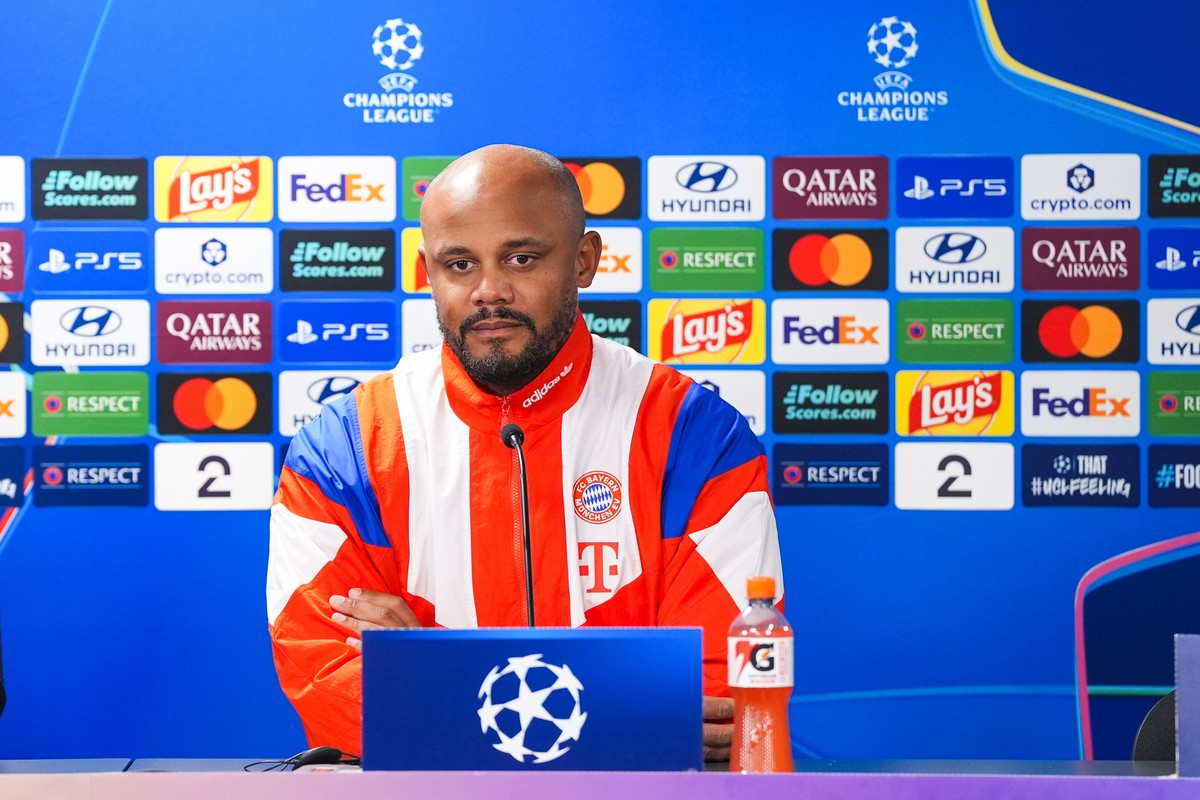 epa13299030 Bayern Munich head coach Vincent Kompany attends a press conference prior to the team's training at the Lyse Arena in Stavanger, Norway, 12 October 2026, the day before the UEFA Champ ...
