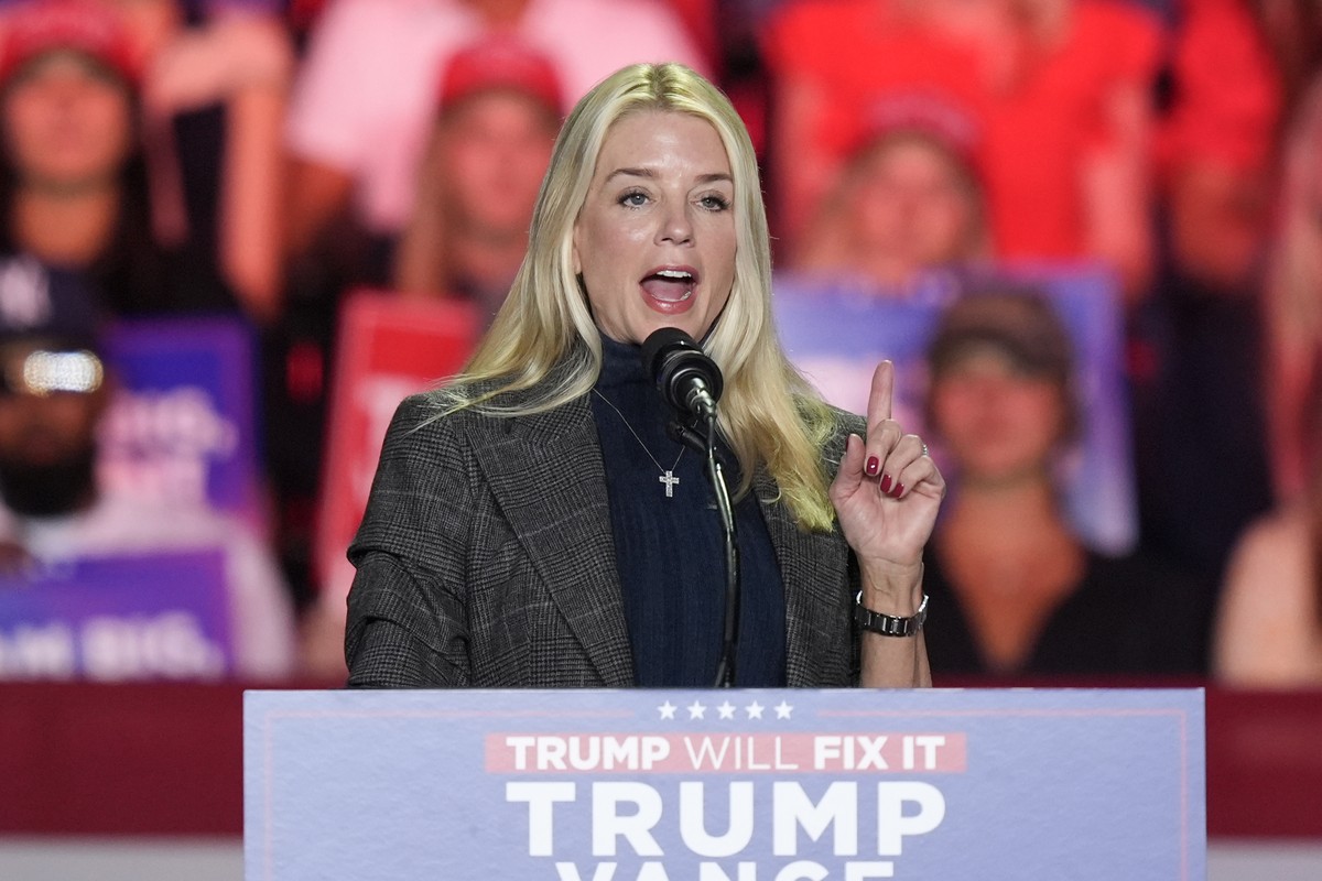 FILE - Former Florida Attorney General Pam Bondi, speaks before Republican presidential nominee former President Donald Trump at a campaign rally at First Horizon Coliseum, Nov. 2, 2024, in Greensboro ...