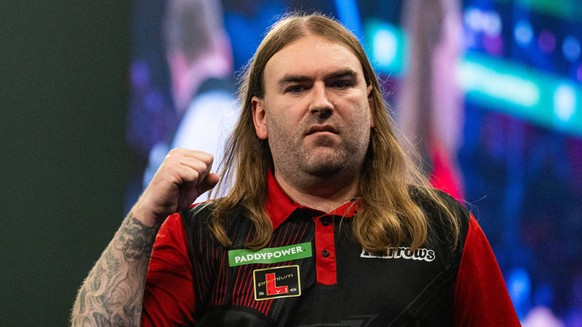 RECORD DATE NOT STATED 28th December 2025, Alexandra Palace, London, England 2025 PDC Paddy Power World Darts Championship Day Fifteen Ryan Searle celebrates winning his third round match against Mart ...