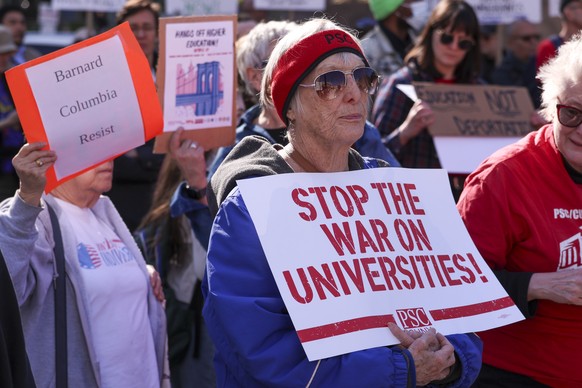 epa12037741 People attend the National Day of Action for Higher Education rally at Foley Square in New York, New York, USA, 17 April 2025. The organizers oppose conservative politicians withholding fu ...