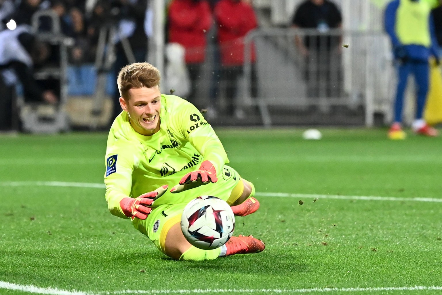 France: Ligue 1 Uber Eats - Montpellier vs Marseille 01 Jonas OMLIN mhsc during the Ligue 1 Uber Eats match between Montpellier and Marseille at Stade de la Mosson on January 2, 2023 in Montpellier, F ...