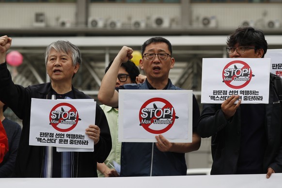 Südkoreaner protestieren gegen das&nbsp;«Max Thunder»-Manöver mit den USA.